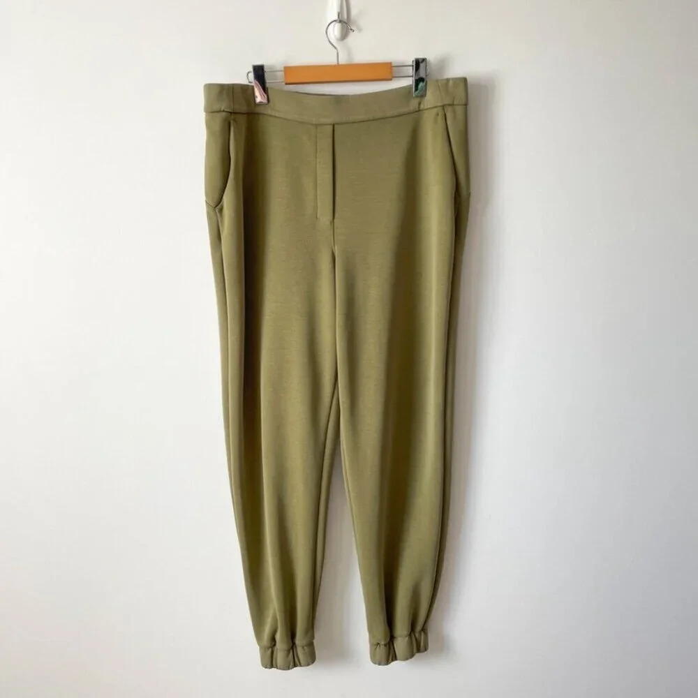 Lululemon Softstreme Relaxed High-Rise Pant Bronze Green Size 14 - Picture 5 of 8
